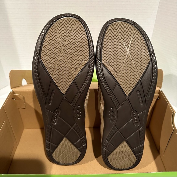 Crocs Walu Men's Khaki Canvas Slip On Loafer Shoes, Size 11 - Picture 6 of 6